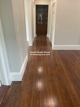 1855 Beacon St, Unit 3 in Brookline, MA - Building Photo - Building Photo
