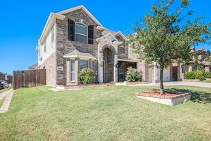 9801 Yellow Cup Dr in Fort Worth, TX - Building Photo