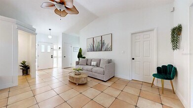11805 W Fisherman Ln in Homosassa, FL - Building Photo - Building Photo