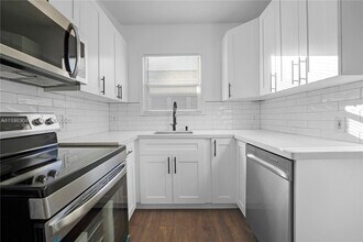 1505 Monroe St in Hollywood, FL - Building Photo - Building Photo