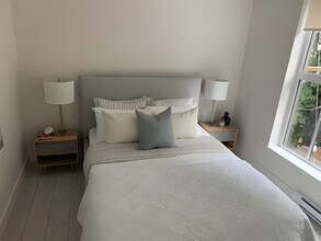 1716 Napier St, Unit SI ID1495911P in Vancouver, BC - Building Photo - Building Photo