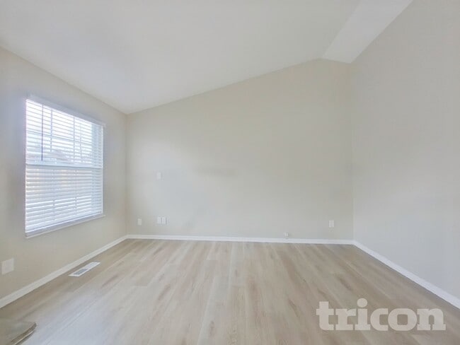 21490 E Aberdeen Dr in Centennial, CO - Building Photo - Building Photo