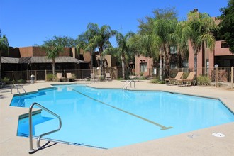 Dorinda Vista Apartments in Tucson, AZ - Building Photo - Building Photo