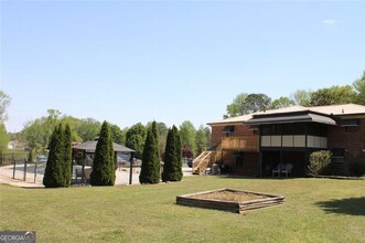 426 Winder Hwy in Loganville, GA - Building Photo - Building Photo
