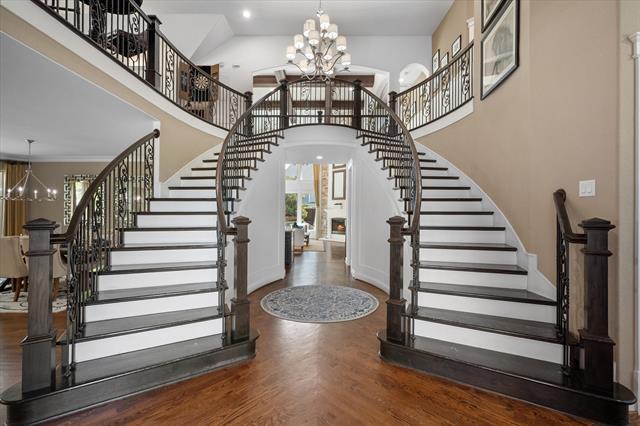 property at 4007 Barlow Ct