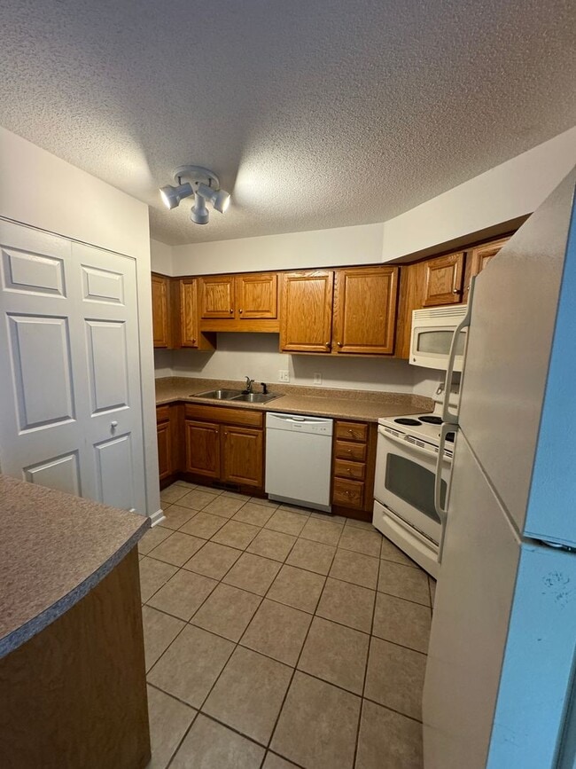 1423 Wake Forest Rd in Raleigh, NC - Building Photo - Building Photo