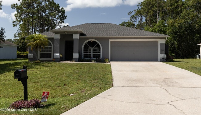property at 1572 Holbrook Rd NW