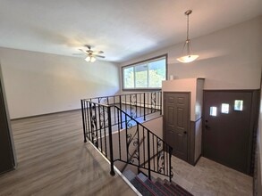 23 N Lincoln Ave in Carpentersville, IL - Building Photo - Building Photo