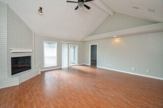 155 April Waters Dr W in Montgomery, TX - Building Photo - Building Photo