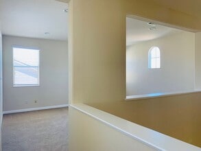 13772 Dearborn St in Corona, CA - Foto de edificio - Building Photo