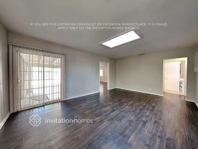 8005 Quartz Ave in Los Angeles, CA - Foto de edificio - Building Photo