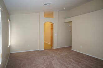 8025 Radigan Ave in Las Vegas, NV - Building Photo - Building Photo