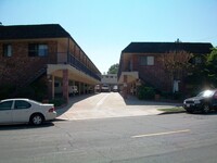 #139 in Burbank, CA - Foto de edificio - Building Photo