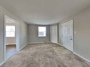 8227 Dundalk Ave in Dundalk, MD - Building Photo - Building Photo