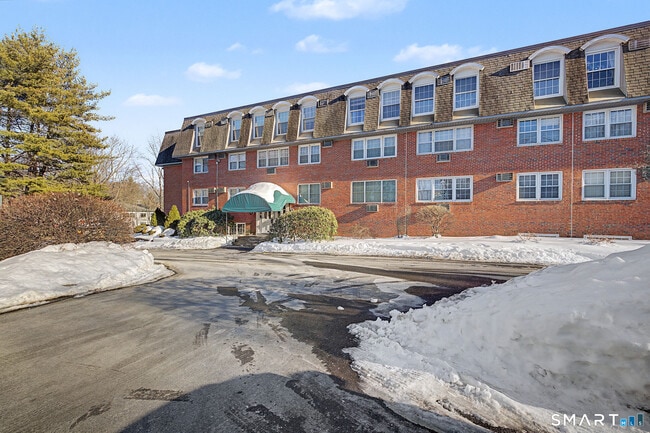 property at 34 A Padanaram Rd