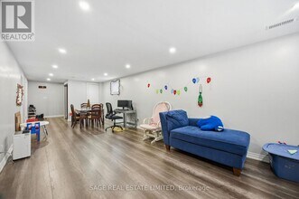 73 Cynthia Rd in Toronto, ON - Building Photo - Building Photo