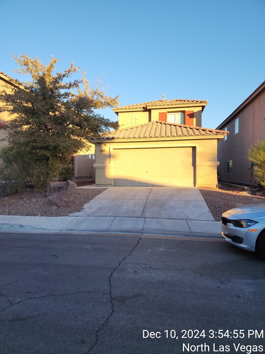 6060 Salsbury Cove Dr in North Las Vegas, NV - Building Photo