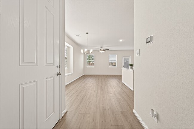 27922 Western Crk Ct