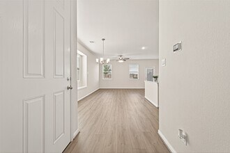 27922 Western Crk Ct in Katy, TX - Building Photo - Building Photo