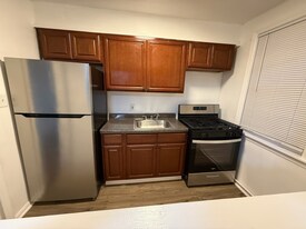 1136-1149 Haverford Rd in Woodlyn, PA - Building Photo