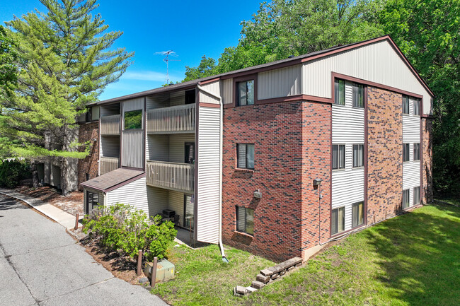 Summit Ave Apartments in Sauk Rapids, MN - Building Photo - Building Photo