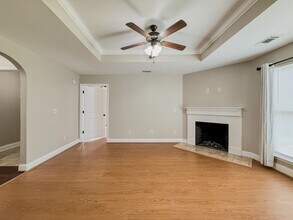 1122 Emerald Ridge Dr in Calera, AL - Building Photo - Building Photo