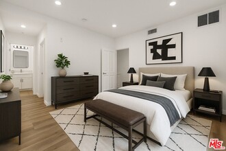 6020 S Seabluff Dr in Los Angeles, CA - Building Photo - Building Photo
