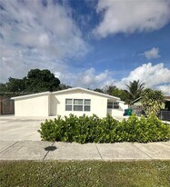 3251 NW 18th Ct in Fort Lauderdale, FL - Building Photo