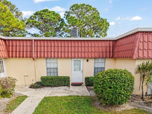 property at 871 Worcester Ln