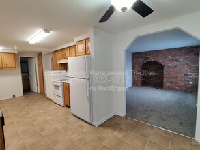 729 S Fir St in Kennewick, WA - Building Photo - Building Photo