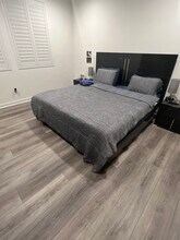 10568 Coupland Way in San Diego, CA - Foto de edificio - Building Photo