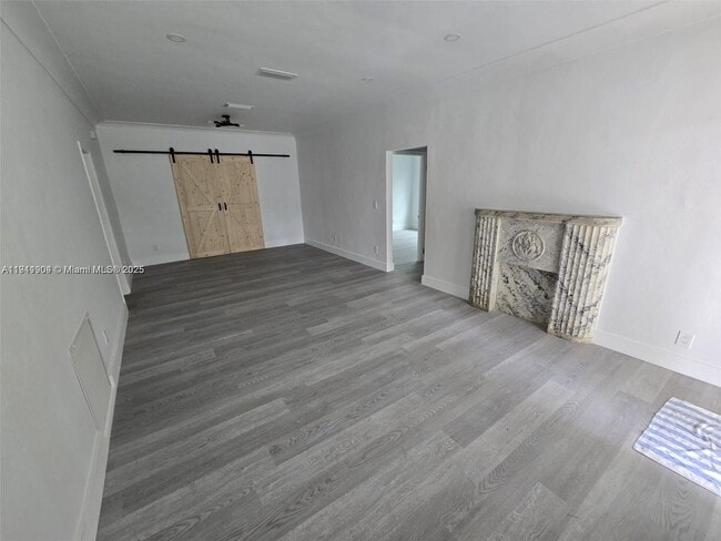 1637 SW 17th St in Miami, FL - Foto de edificio - Building Photo