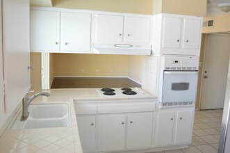 1653 N Circle Dr in Tempe, AZ - Building Photo - Building Photo