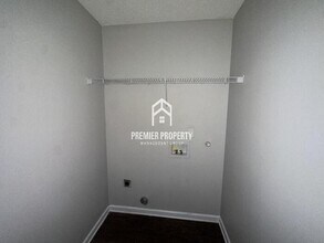 1970 Olive Bark Dr in Memphis, TN - Building Photo - Building Photo