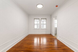 67-135-135 Burns St in Queens, NY - Building Photo - Building Photo