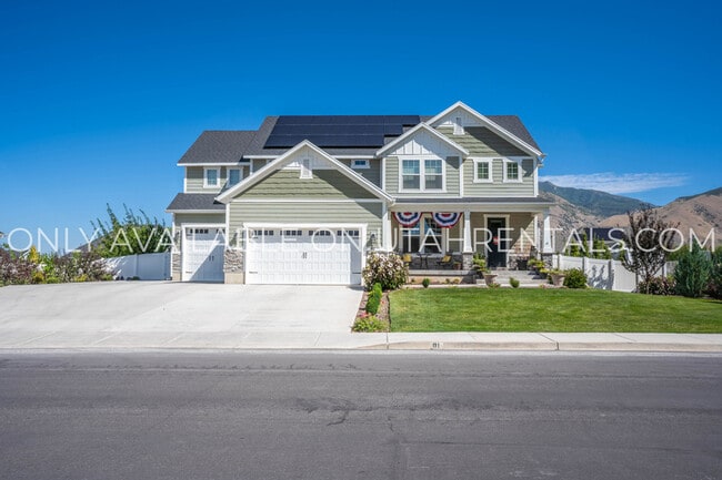 property at 81 E 600 N