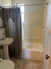6404 Soltis Dr in Clairton, PA - Building Photo - Building Photo