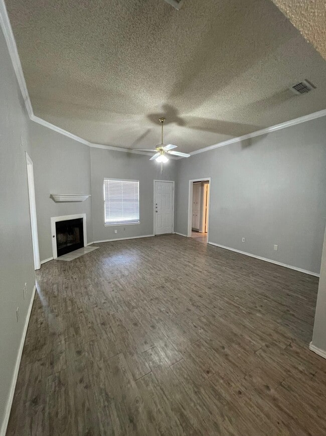 2104 91st St in Lubbock, TX - Building Photo - Building Photo