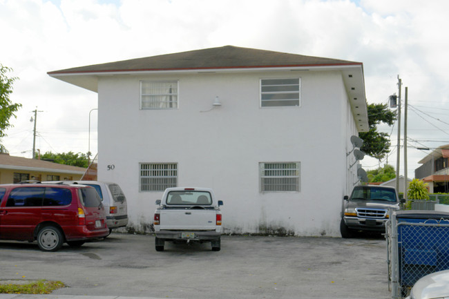 50 W 31st St in Hialeah, FL - Building Photo - Building Photo