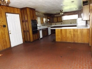 2415 16th Ave in Gulfport, MS - Building Photo - Building Photo