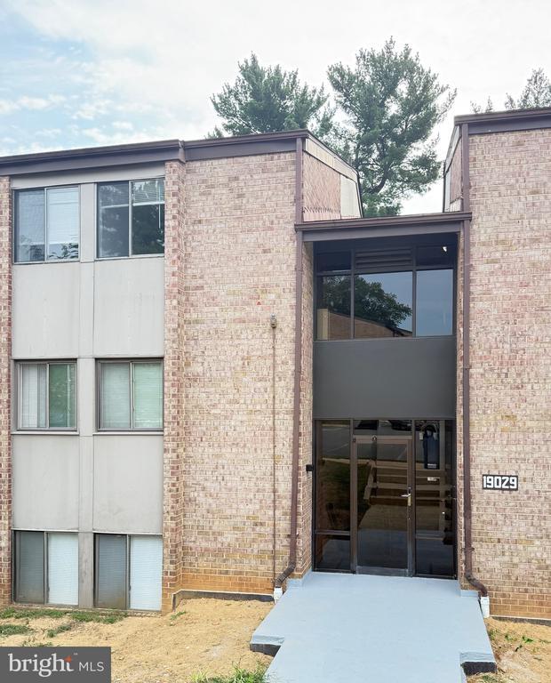 property at 19029 Mills Choice Rd