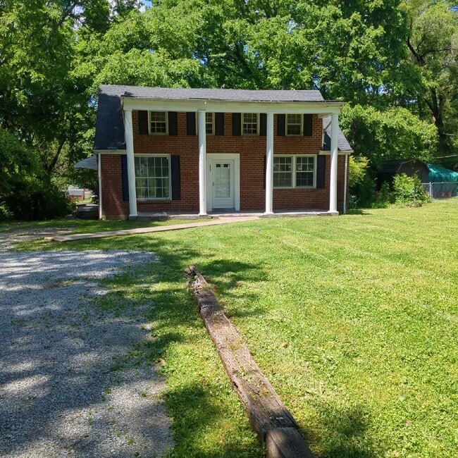 325 Lawndale Dr in Nashville, TN - Building Photo - Building Photo
