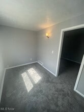 1810 Mahoning Ave NW in Warren, OH - Building Photo - Building Photo