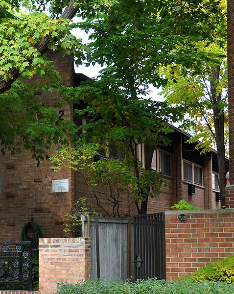 532-34 W. Grant in Chicago, IL - Foto de edificio - Building Photo