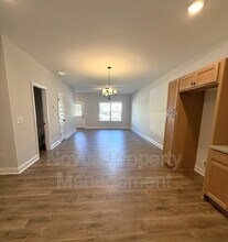 108 Crest Pointe S in Bremen, GA - Building Photo - Building Photo