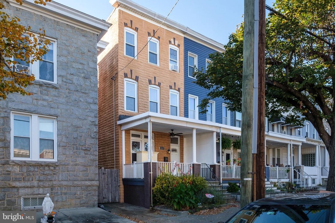 3712 Roland Ave in Baltimore, MD - Building Photo