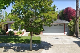 4297 McKinnon Dr in San Jose, CA - Building Photo