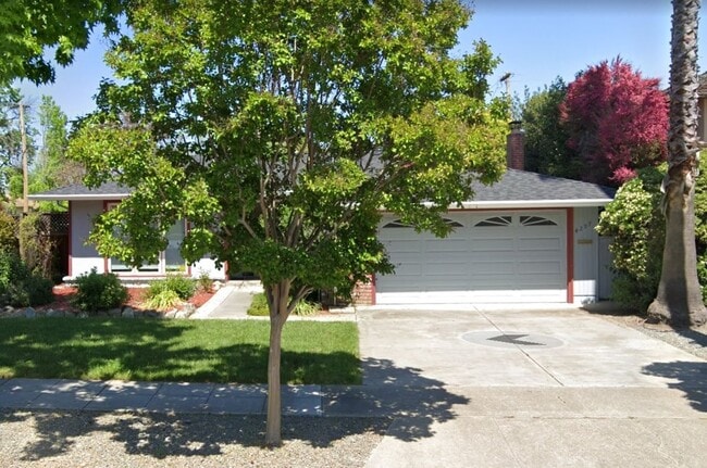 property at 4297 McKinnon Dr