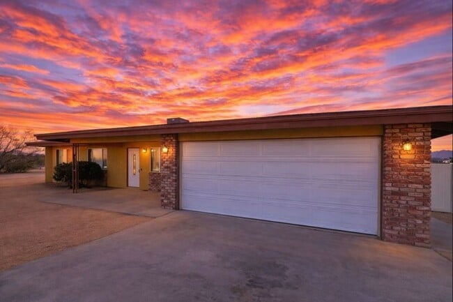 74071 Playa Vista Dr in Twentynine Palms, CA - Building Photo - Building Photo