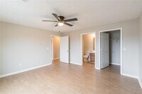 5301 Waldrop Pl photo'